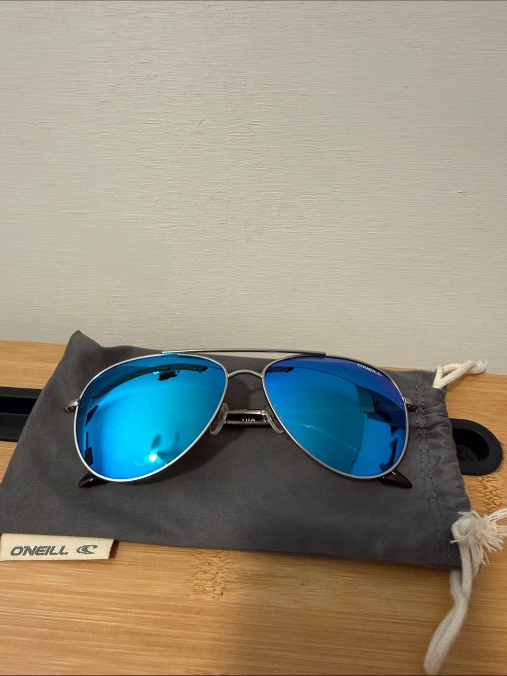 O'Neill Men’s Aviator Sunglasses with Blue Mirrored Lenses